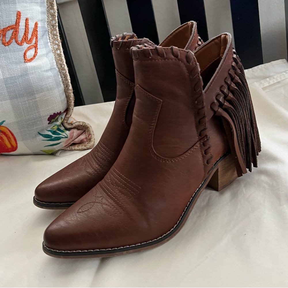 Brown Tassel Boots